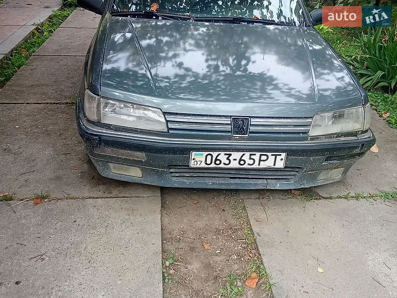 Peugeot 605