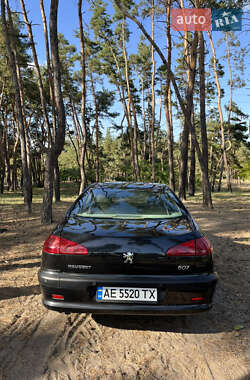 Седан Peugeot 607 2001 в Днепре