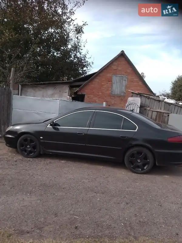 Peugeot 607 2001