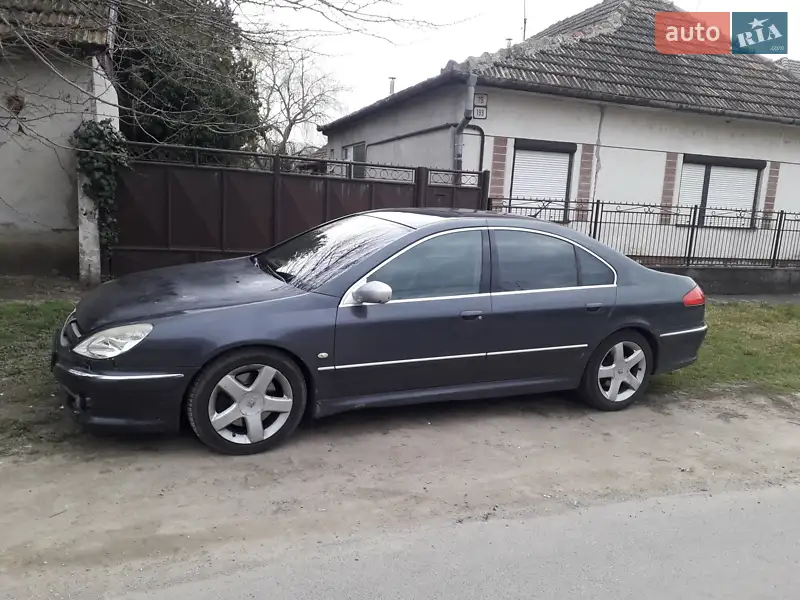 Peugeot 607