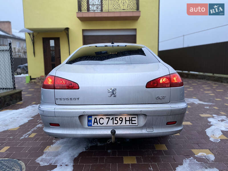 Седан Peugeot 607 2008 в Киверцах
