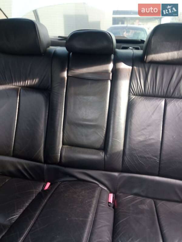 Седан Peugeot 607 2004 в Тульчині