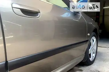 Peugeot 607 2002
