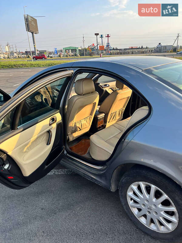 Седан Peugeot 607 2001 в Львове