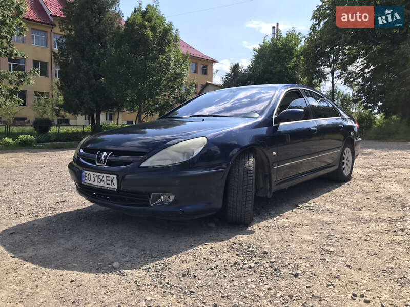 Седан Peugeot 607 2002 в Отинії