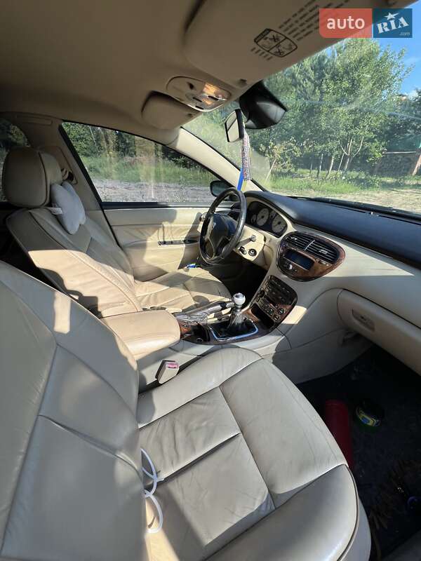 Седан Peugeot 607 2003 в Рівному