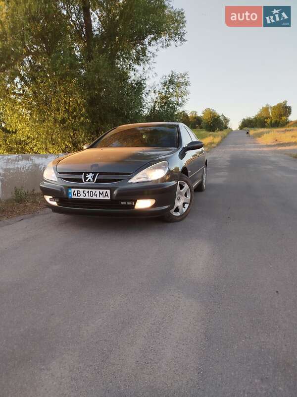 Peugeot 607 2004