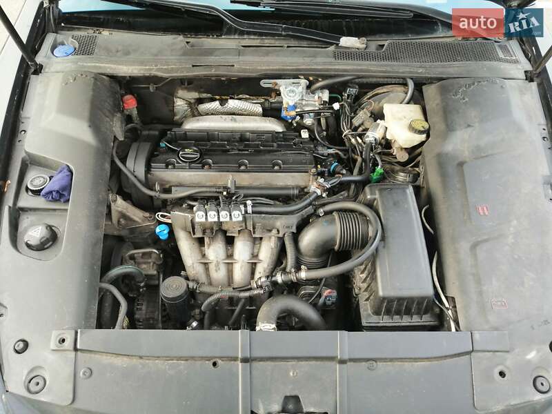 Седан Peugeot 607 2003 в Києві
