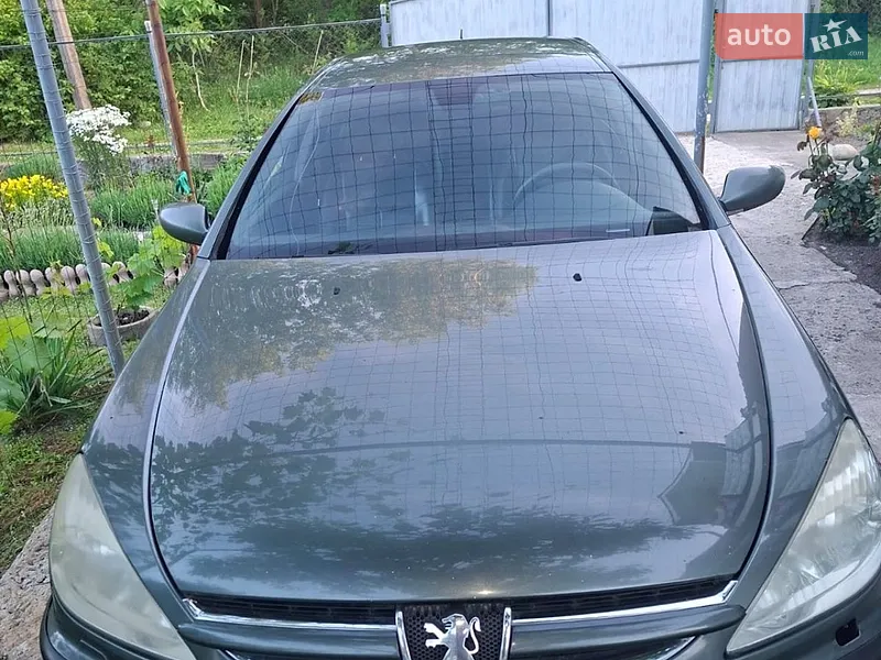 Peugeot 607 2004