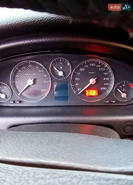 Peugeot 607 2005