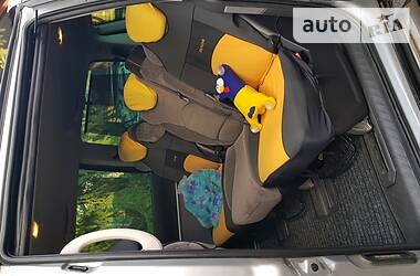 Мінівен Peugeot 807 2004 в 