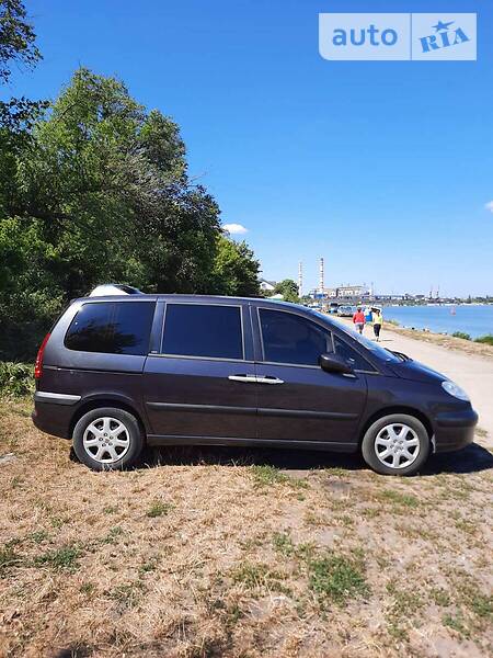 Мінівен Peugeot 807 2006 в Українці