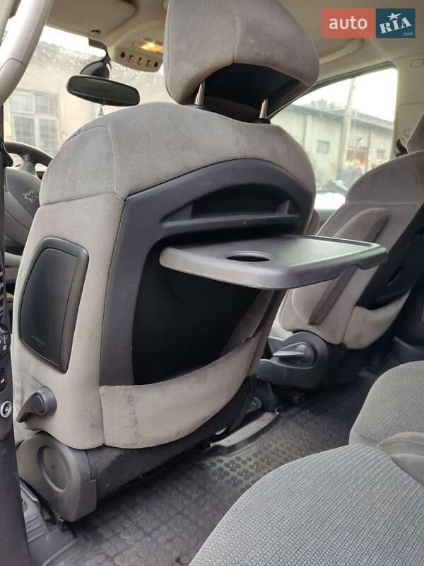Мінівен Peugeot 807 2007 в Чернівцях фото 9 Мінівен Peugeot 807 2007 в Чернівцях