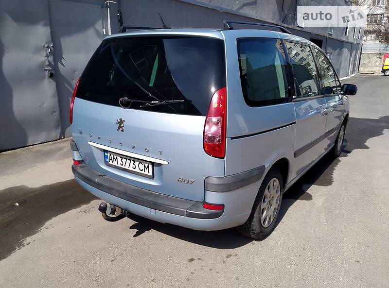 Мінівен Peugeot 807 2004 в Житомирі