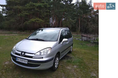 Мінівен Peugeot 807 2003 в Кам'янському