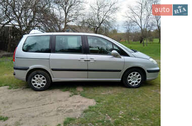 Мінівен Peugeot 807 2003 в Кам'янському