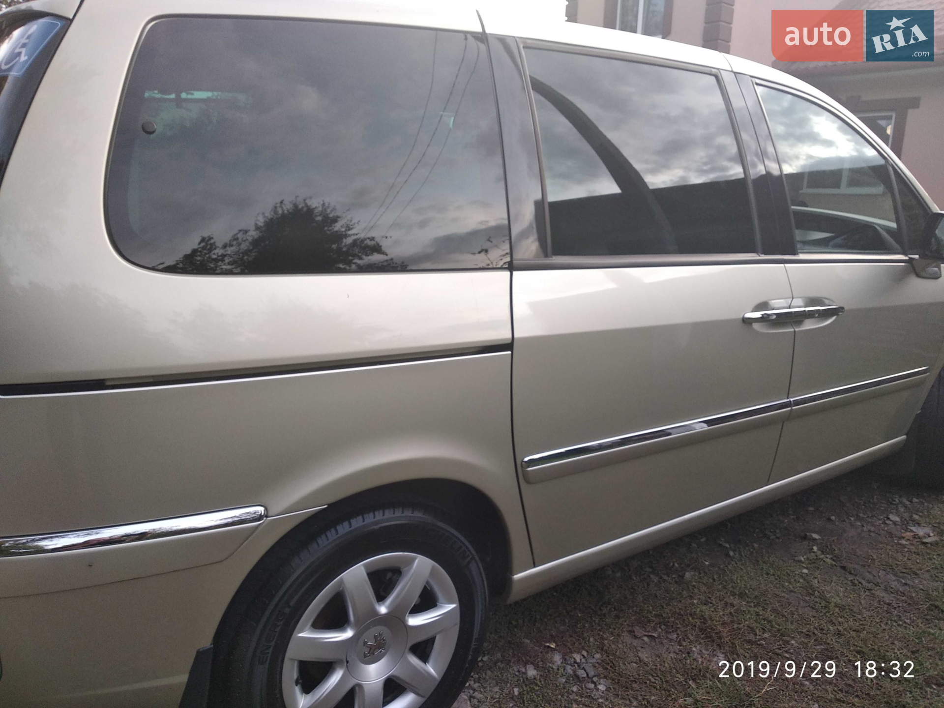 Peugeot 807 2013 VIN VF3EBRHD8DZ031717 фото оголошення 14 з 18