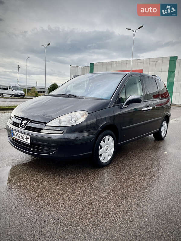 Мінівен Peugeot 807 2007 в Хусті
