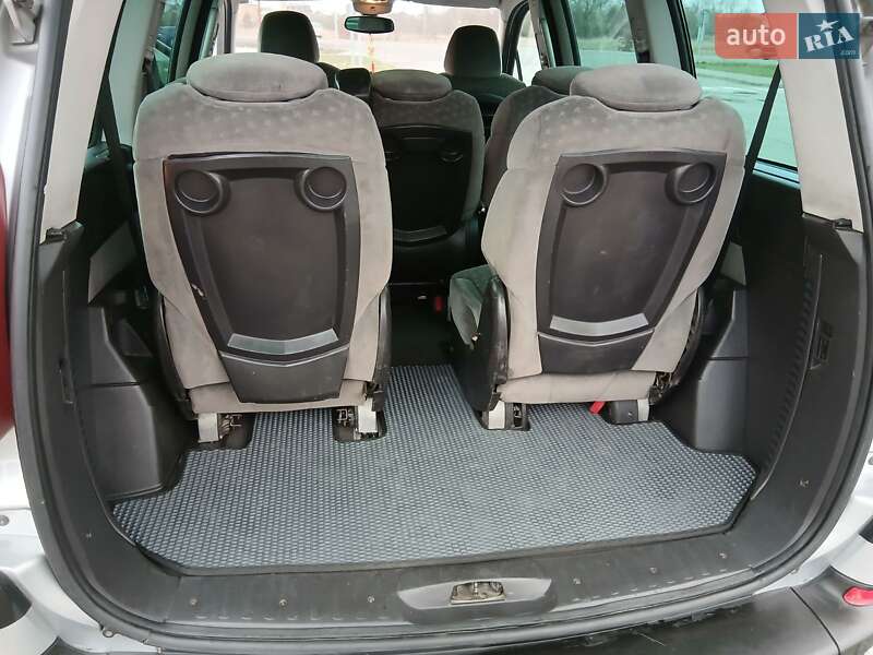 Мінівен Peugeot 807 2005 в Тлумачі