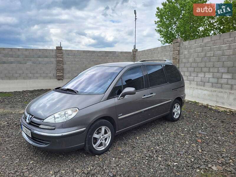 Peugeot 807 2008