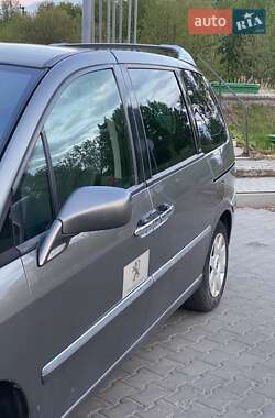 Минивэн Peugeot 807 2008 в 