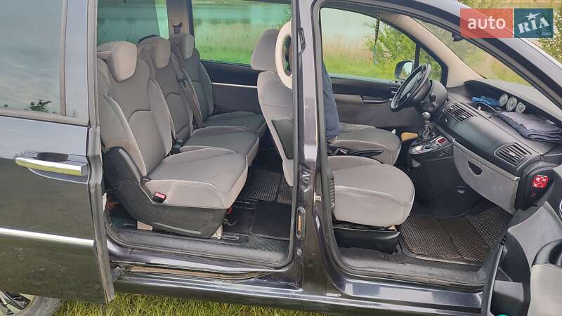 Мінівен Peugeot 807 2011 в Нетішині