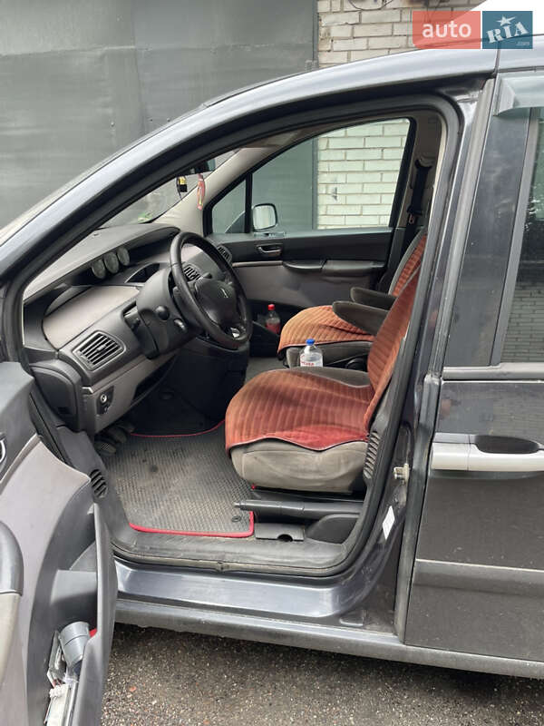 Мінівен Peugeot 807 2006 в Білій Церкві