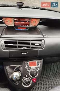 Мінівен Peugeot 807 2013 в Млиніві