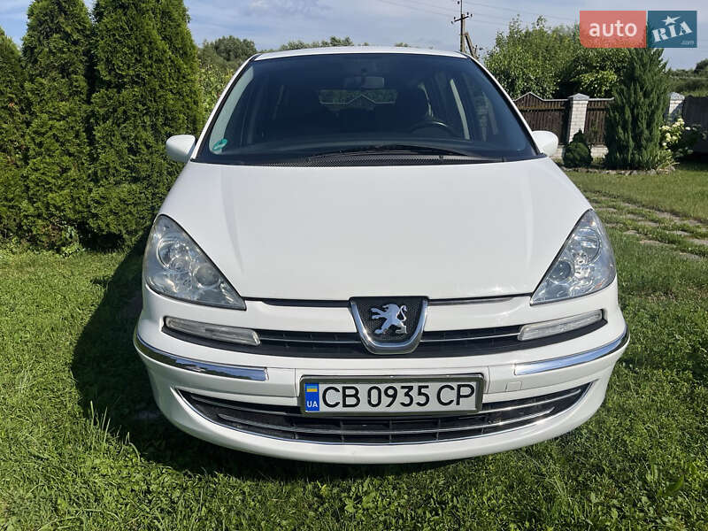 Peugeot 807 2008
