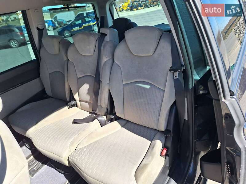 Минивэн Peugeot 807 2009 в Изяславе