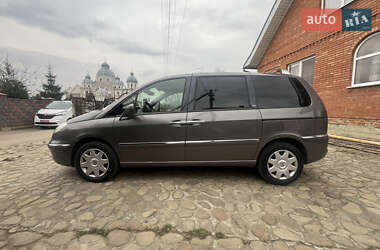 Минивэн Peugeot 807 2008 в Калуше