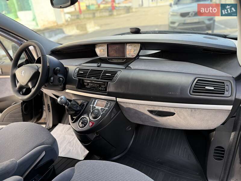 Мінівен Peugeot 807 2010 в Дрогобичі