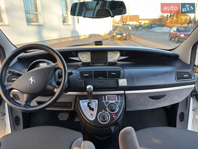 Минивэн Peugeot 807 2011 в Житомире