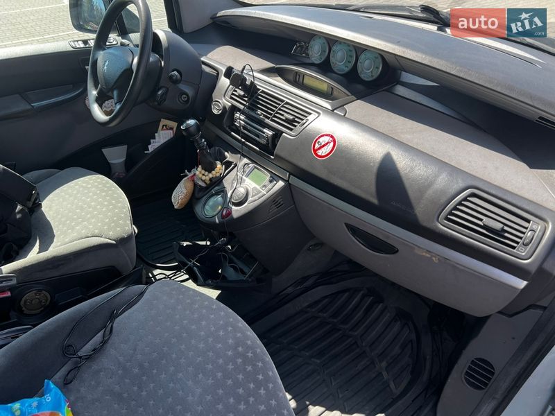 Мінівен Peugeot 807 2005 в Любашівці