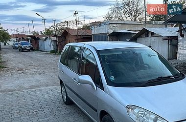 Мінівен Peugeot 807 2002 в Мукачевому