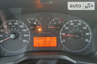Мінівен Peugeot Bipper 2010 в 