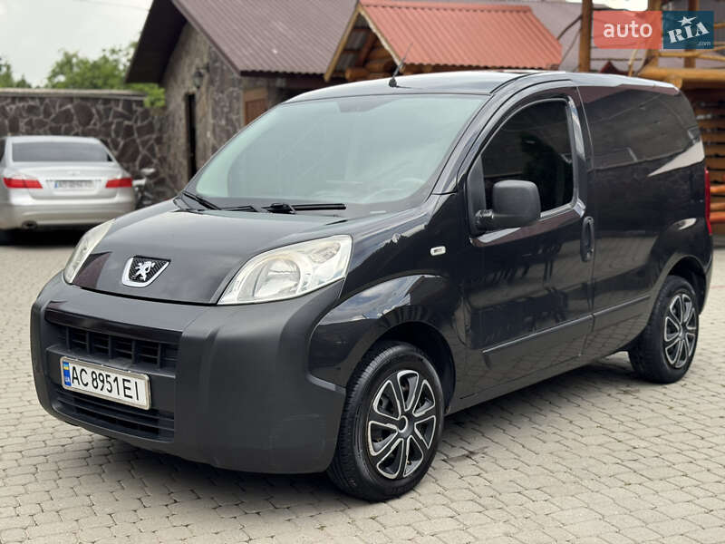 Вантажний фургон Peugeot Bipper 2014 в Іршаві