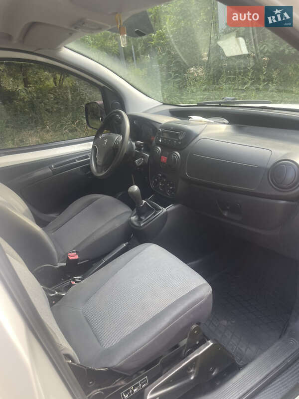 Вантажний фургон Peugeot Bipper 2012 в Харкові