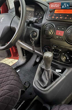 Мінівен Peugeot Bipper 2009 в  фото 7 Мінівен Peugeot Bipper 2009 в