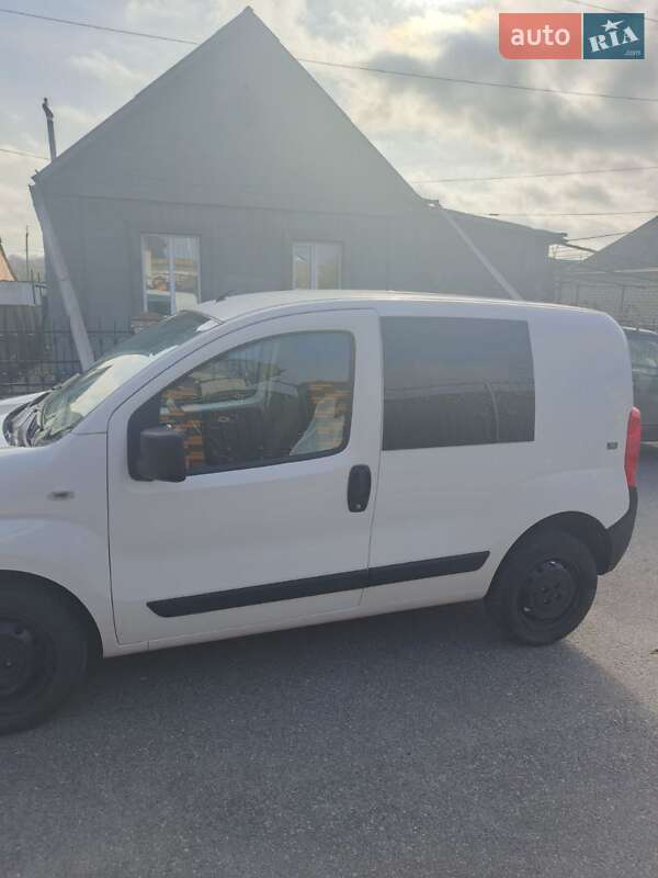 Минивэн Peugeot Bipper 2010 в Новоархангельске