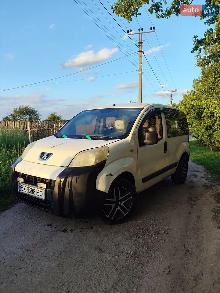2010 Peugeot Bipper - мініатюра 12