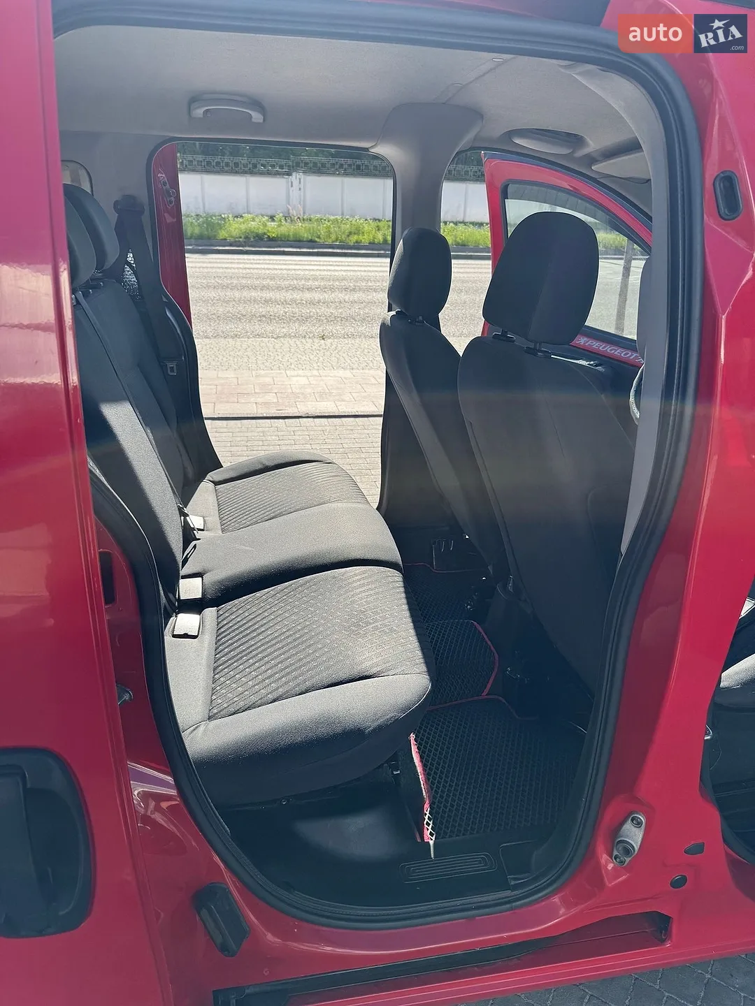 2010 Peugeot Bipper - мініатюра 10