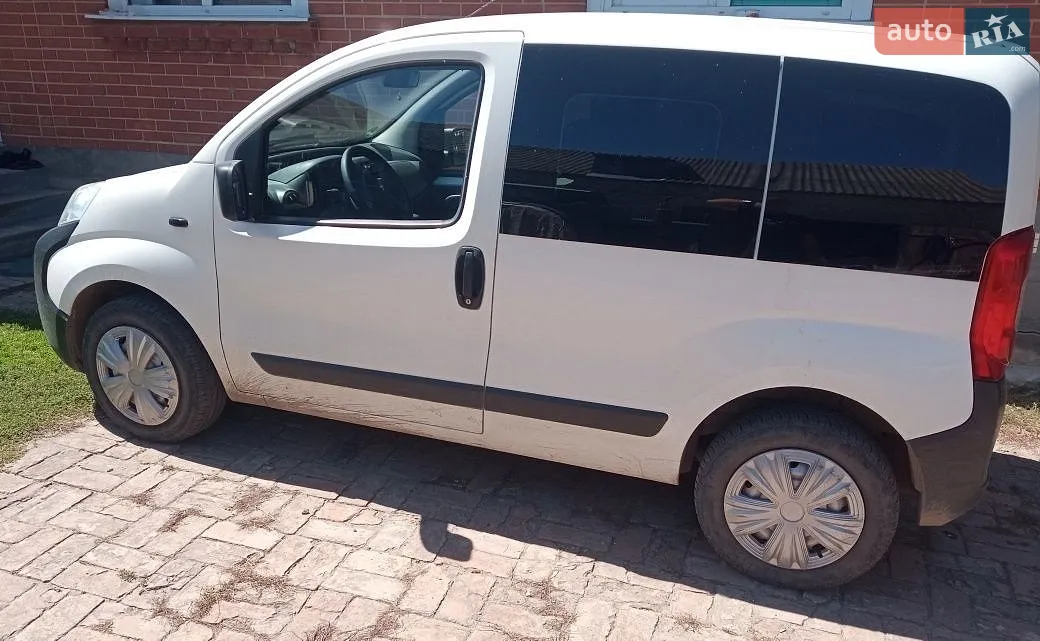 2010 Peugeot Bipper - фото 1