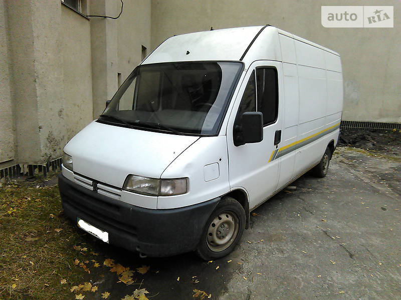 Грузопассажирский фургон Peugeot Boxer 1996 в Гадяче