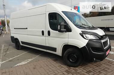 Грузовой фургон Peugeot Boxer 2015 в Львове