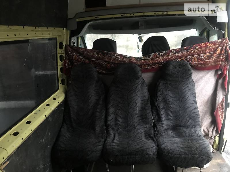 Вантажопасажирський фургон Peugeot Boxer 2007 в Києві