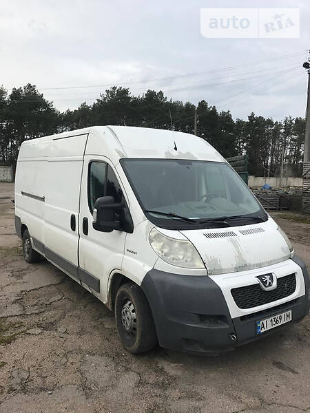 Грузопассажирский фургон Peugeot Boxer 2008 в Киеве