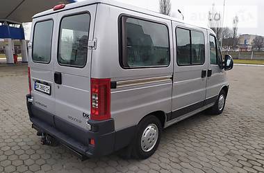 Грузопассажирский фургон Peugeot Boxer 2002 в Костополе