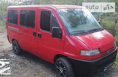 Грузопассажирский фургон Peugeot Boxer 1995 в Черновцах