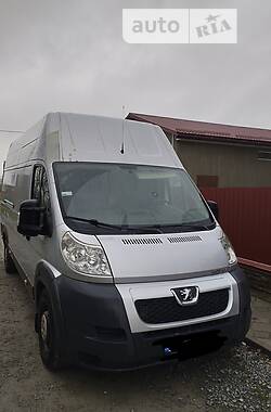 Мікроавтобус Peugeot Boxer 2014 в Городку